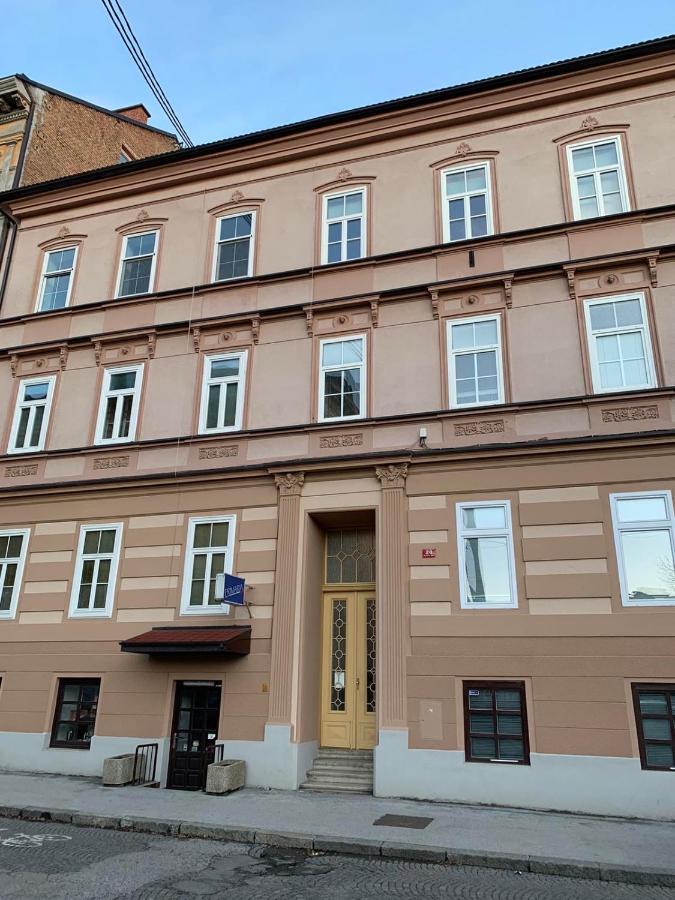 Apartment Mansarda Марибор Экстерьер фото